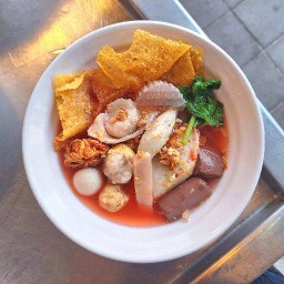 [ใหม่!]ก๋วยเตี๋ยวลูกชิ้นแคระเย็นตาโฟ