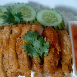 ข้าวไก่กรอบ