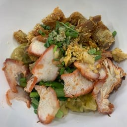 เกี๊ยว หมูแดง หมูกรอบน้ำ