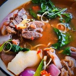 เเกงรัญจวนเนื้อน่องลาย