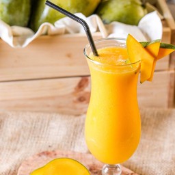 น้ำมะม่วงพั้นช์