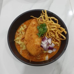 ข้าวซอยไก่กรอบ