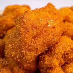 ข้าวหน้าไก่เขย่า แถมไข่ดาวทุกจาน