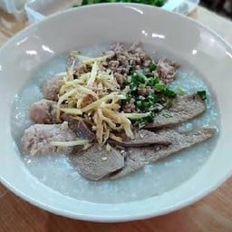 โจ๊กหมู & ต้มเลือดหมู