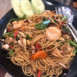 สปาเก็ตตี้ผัดขี้เมา