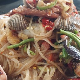 ตำเส้นเล็กปูม้าหอยแครงกุ้งปลาหมึกรวมทะเล