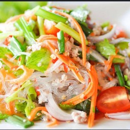 ยำวุ้นเส้น