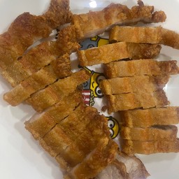 หมูสามชั้นทอดน้ำปลาหั่น