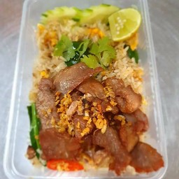 ข้าวผัดหมูทอด