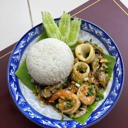 ข้าวทะเลกระเทียม