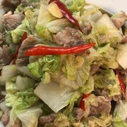 ผัดผักกาดขาว ราดข้าว