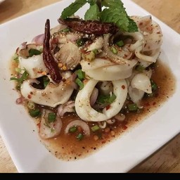 ลาบปลาหมึก