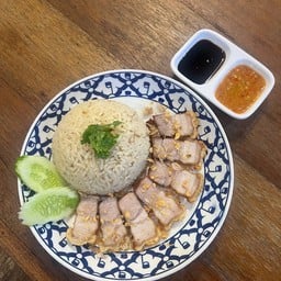 ข้าวมันหมูกรอบ