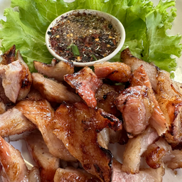 คอหมูย่าง