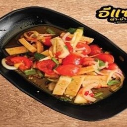 ยำหมูยอไข่แดงเค็ม