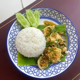 ข้าวไก่กระเทียม