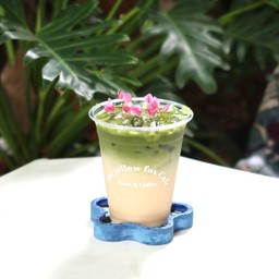 Matcha Yakult.