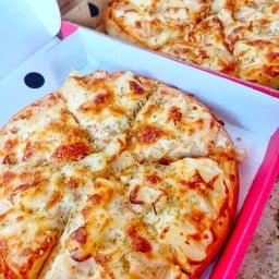I am Pizza ตลาดราชพฤกษ์ เฉลิมพระเกียรติ65 เฉลิมพระเกียรติซอย65 (ข้างหลังบิ๊กซี)