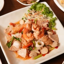 ยำรวมมิตร (หมูยอ/หมูสับ/กุ้ง/ปลาหมึก)