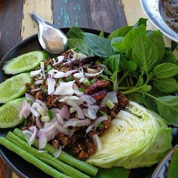 ลาบหมูทอด