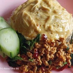 ข้าวไข่ข้น+กระเพราเนื้อ