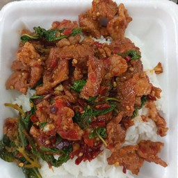 กระเพราหมูชิ้น