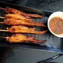 ปีกไก่ย่าง