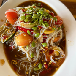 ตำขนมจีน