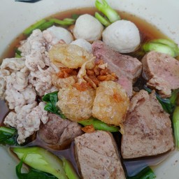 เกาเหลาหมูน้ำตก