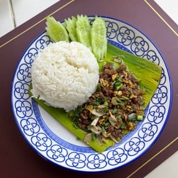 ข้าวเนื้อโคขุนกระเทียม