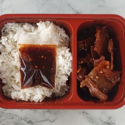 ข้าวสวย-หมูสวรรค์(หมูหวาน)-น้ำจิ้มแจ่ว