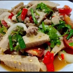 ยำหมูยอ