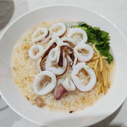 ข้าวต้มปลาหมึก