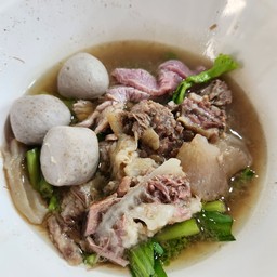 เกาเหลาสดเปื่อยเอ็นชิ้น