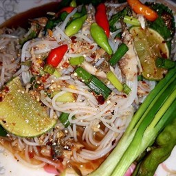 ลาบข้าวปุ้นปลาร้า