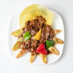 เนื้อ ออสเตรเลียสไลซ์ผัดต้นหอมญี่ปุ่นซอสพริกไทยดำ (S)