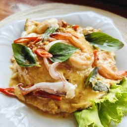 ข้าวไข่ข้นห่อหมกทะเล