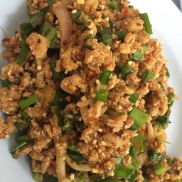 ก้อยหมูสุก