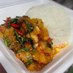 ครัวกลาง ตามสั่ง หลังสน.สุทธิสาร