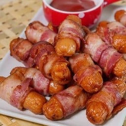 ไส้กรอกพันเบคอน