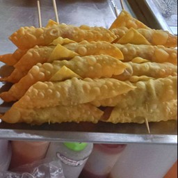 เกี้ยวไส้กรอก