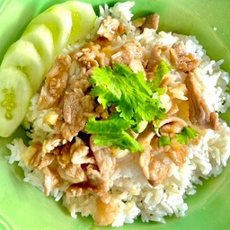 ทอดกระเทียม