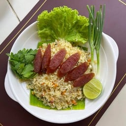 ข้าวผัดกุนเชียง