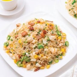 ข้าวผัดเศรษฐี (กังป๋วย กุ้ง หมูแดง) (L)