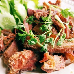 ขาหมูทอด