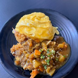 ข้าวกะหรี่เทมปุระไข่ข้น