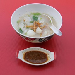 เตี๋ยวปลาน้ำใส