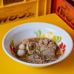 ก๋วยเตี๋ยวเฟี้ยวววหมู