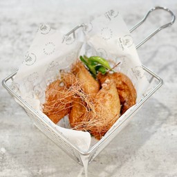 ปีกไก่ทอดสมุนไพร