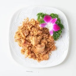 ไก่ทอดกระเทียม (M)